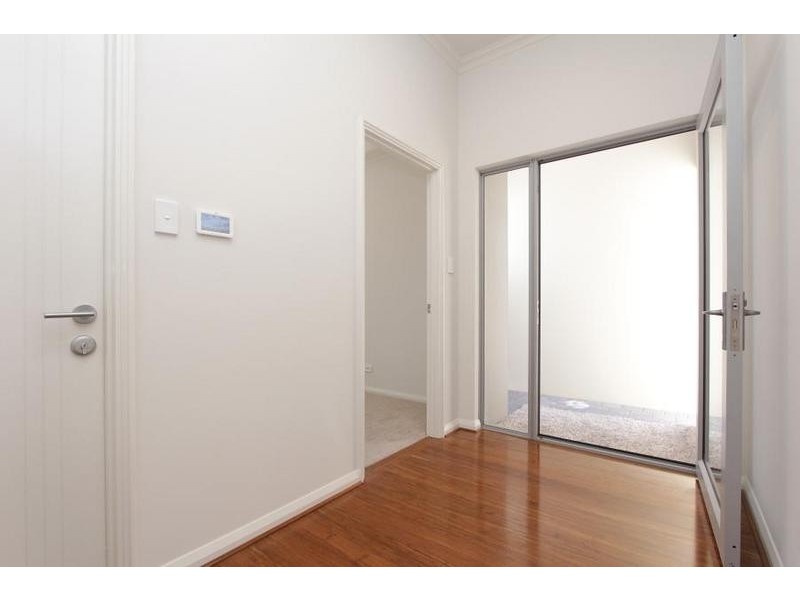 8A Jesmond Place, Dianella WA 6059