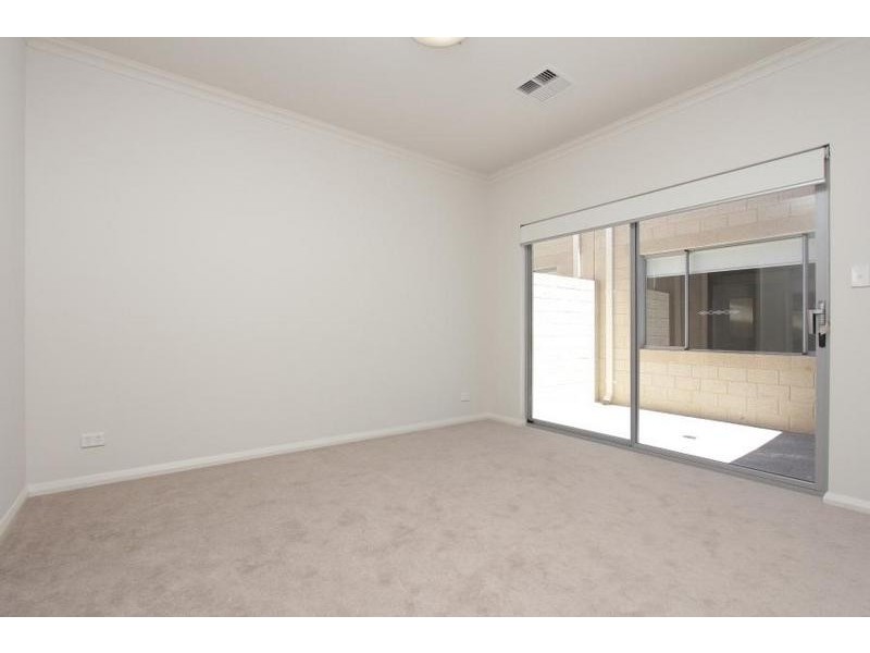 8A Jesmond Place, Dianella WA 6059