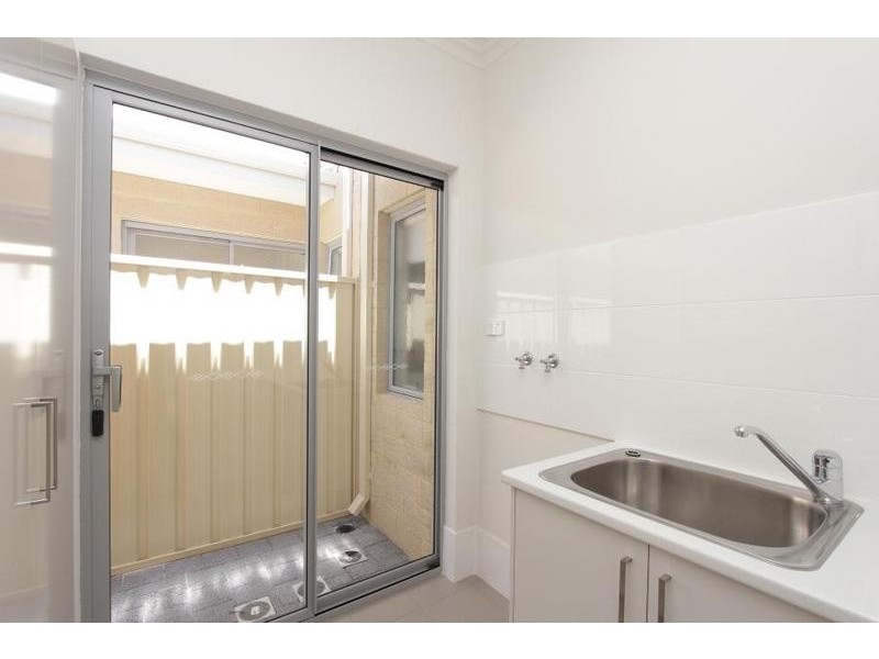 8A Jesmond Place, Dianella WA 6059