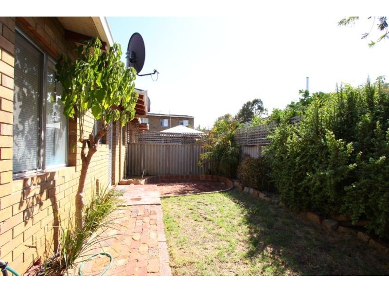 7/42B Dryden Street, Yokine WA 6060