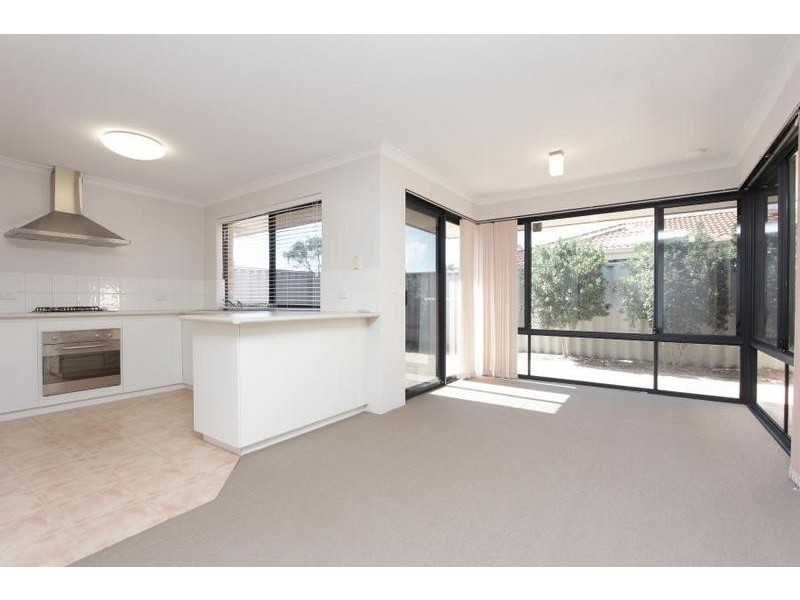 7/43A Wright Crescent, Bayswater WA 6053