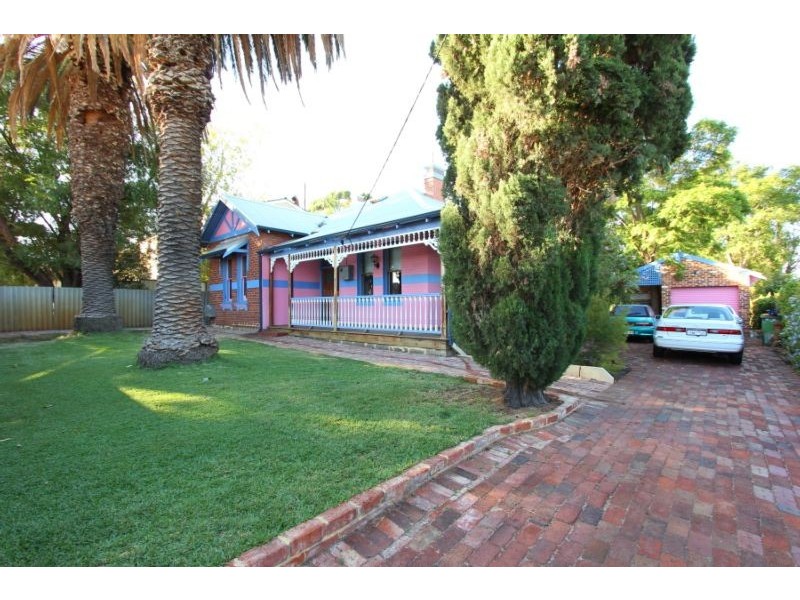 22 Seventh Avenue, Maylands WA 6051
