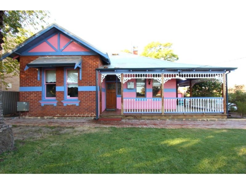 22 Seventh Avenue, Maylands WA 6051