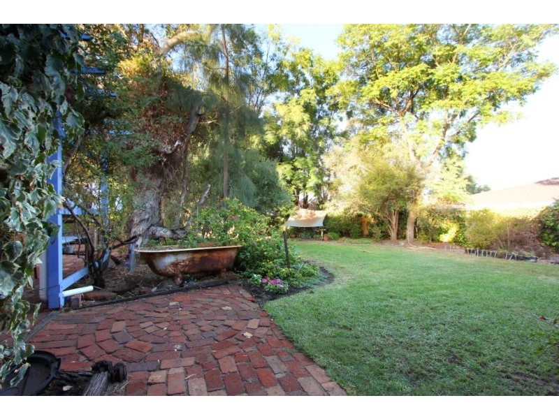 22 Seventh Avenue, Maylands WA 6051