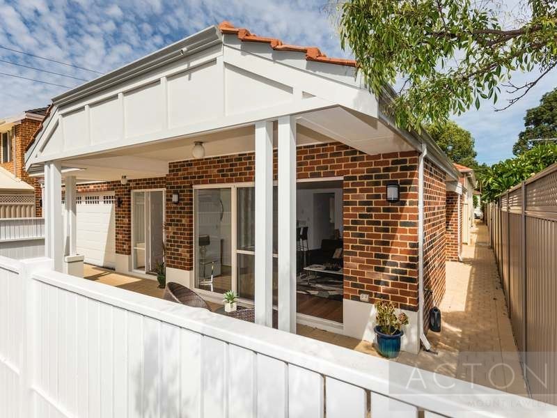 144A Tenth Avenue, Inglewood WA 6052