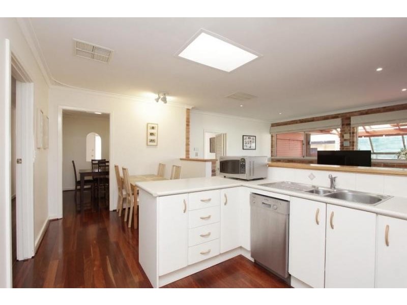 21 Penguin Street, Dianella WA 6059