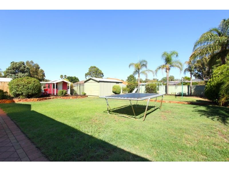 21 Penguin Street, Dianella WA 6059