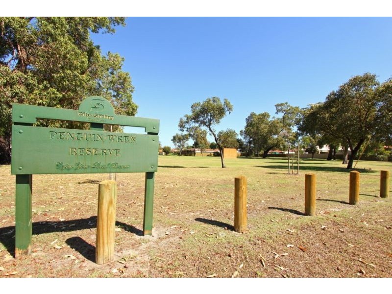 21 Penguin Street, Dianella WA 6059