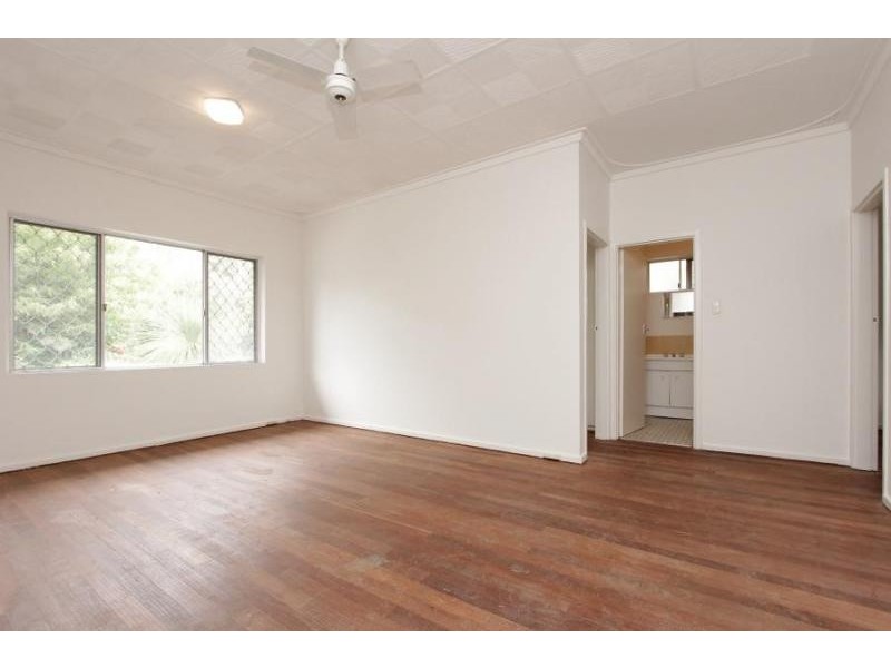 261 Alexander Drive, Dianella WA 6059