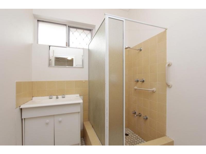 261 Alexander Drive, Dianella WA 6059