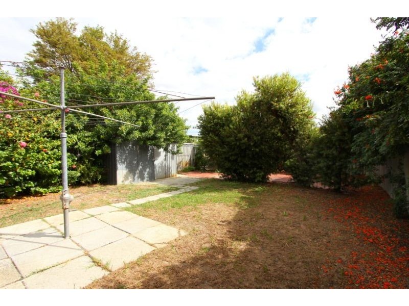 261 Alexander Drive, Dianella WA 6059