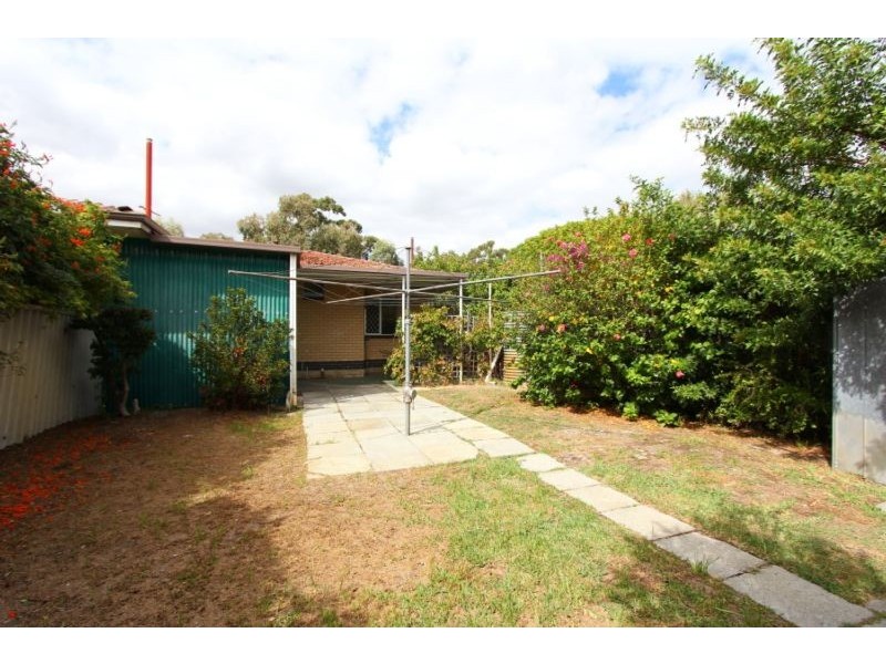 261 Alexander Drive, Dianella WA 6059