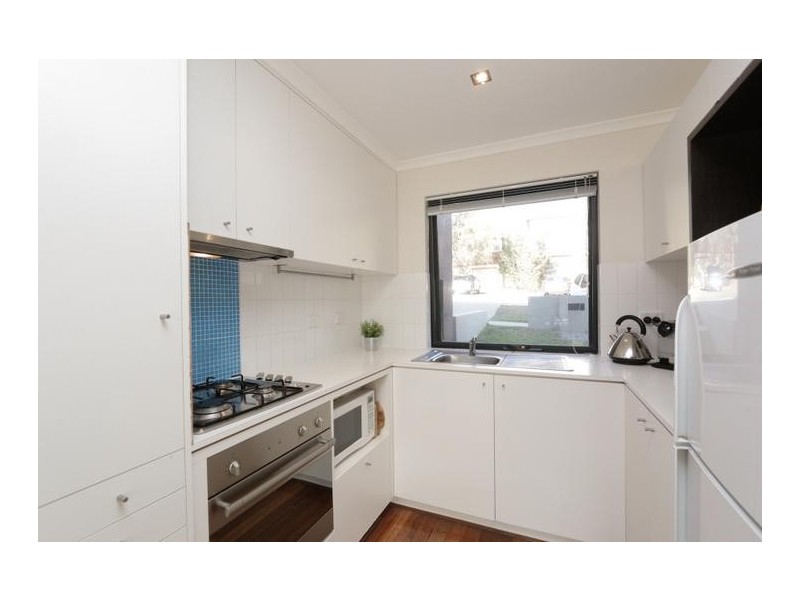 3/2 Third Avenue, Mount Lawley WA 6050