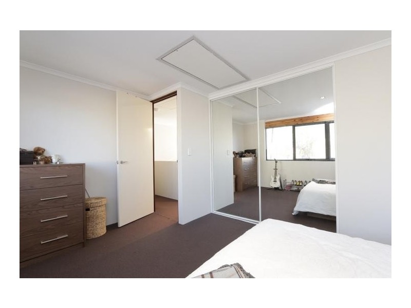 3/2 Third Avenue, Mount Lawley WA 6050