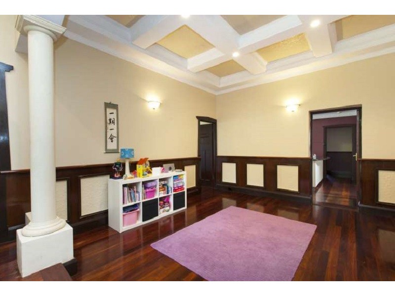 43 Kenilworth Street, Bayswater WA 6053