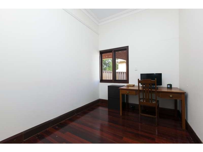 43 Kenilworth Street, Bayswater WA 6053