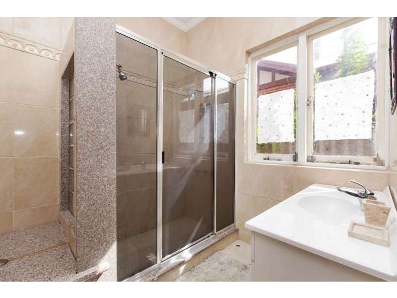 43 Kenilworth Street, Bayswater WA 6053