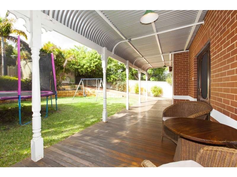 43 Kenilworth Street, Bayswater WA 6053