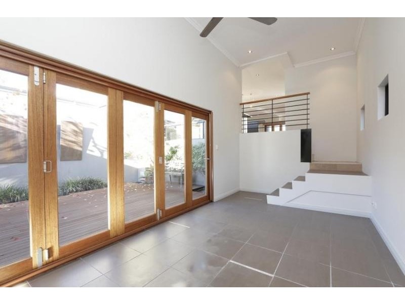 69 Tranby Road, Maylands WA 6051