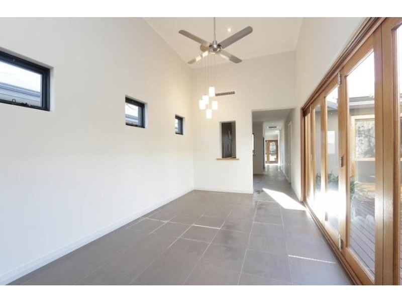 69 Tranby Road, Maylands WA 6051