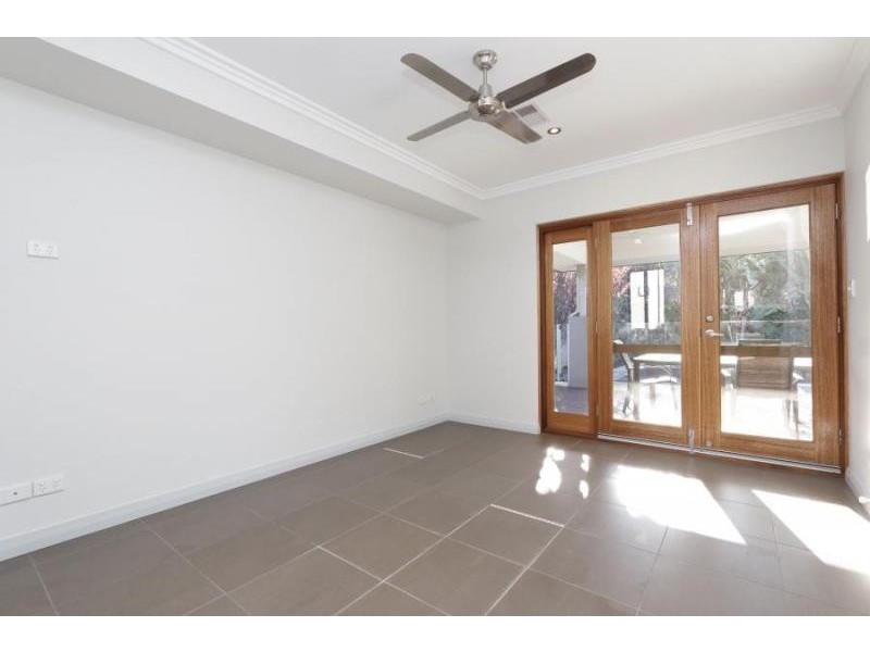 69 Tranby Road, Maylands WA 6051