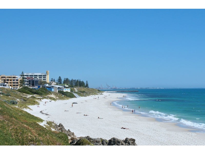 6/30 Brighton Street, Cottesloe WA 6011