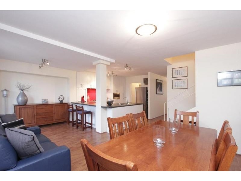 4/19 Fogerthorpe Crescent, Maylands WA 6051