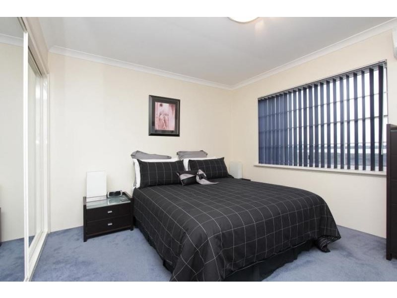 4/19 Fogerthorpe Crescent, Maylands WA 6051