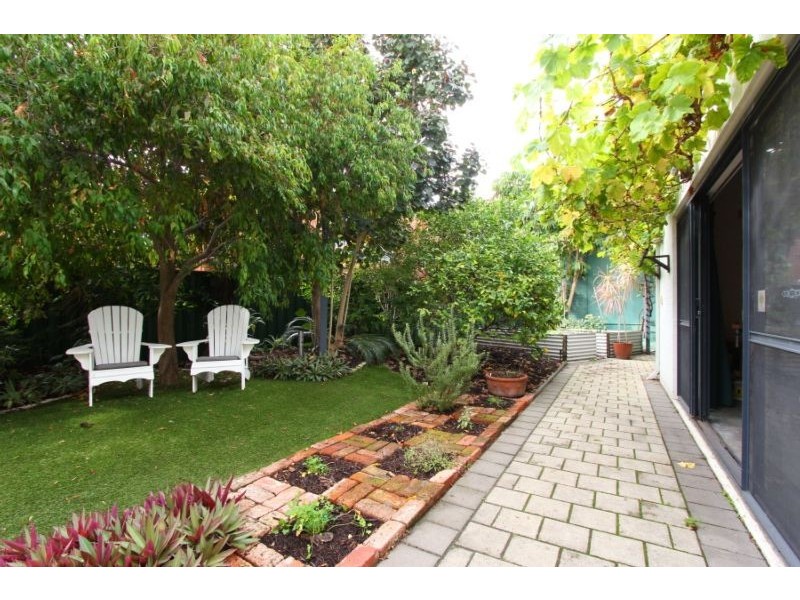 44 Plowman Circle, Maylands WA 6051