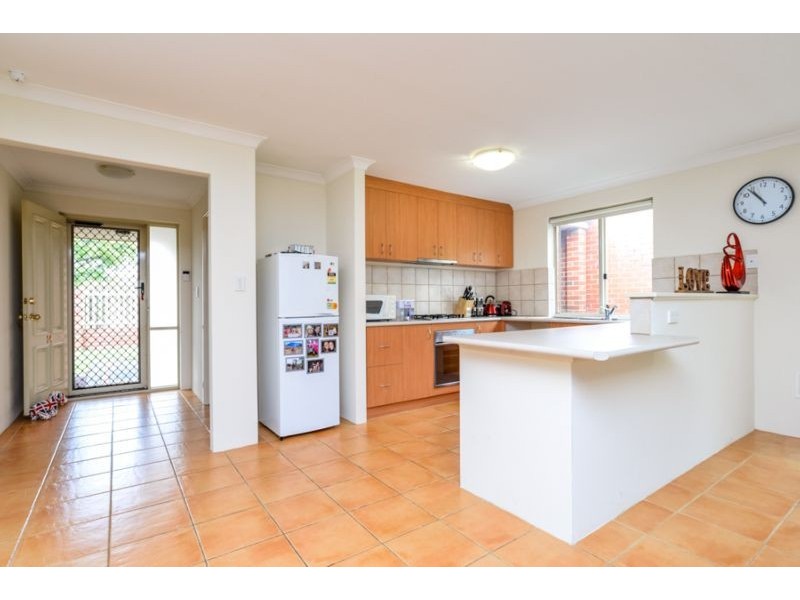 14 Harris Street, Carlisle WA 6101