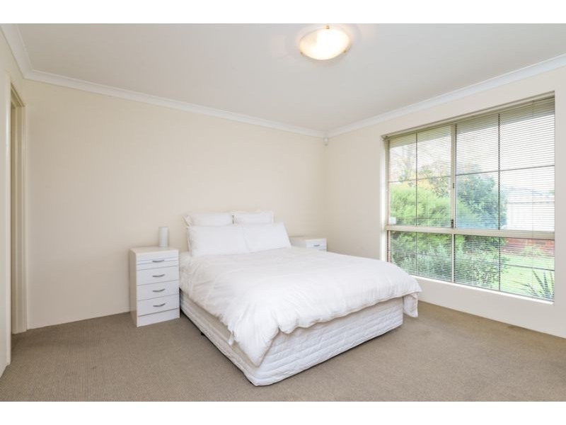 14 Harris Street, Carlisle WA 6101