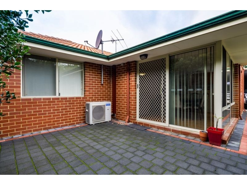 14 Harris Street, Carlisle WA 6101