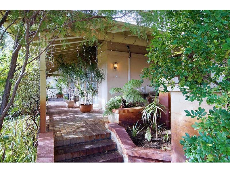 32 Regent Street West, Mount Lawley WA 6050