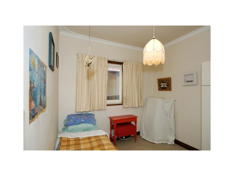 32 Regent Street West, Mount Lawley WA 6050