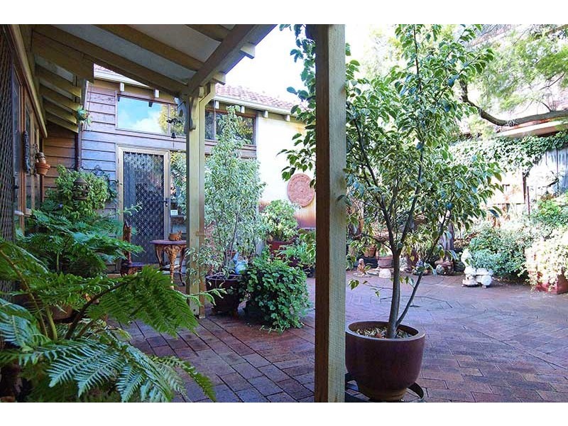 32 Regent Street West, Mount Lawley WA 6050