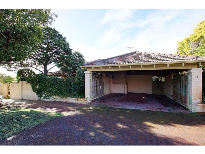 32 Regent Street West, Mount Lawley WA 6050