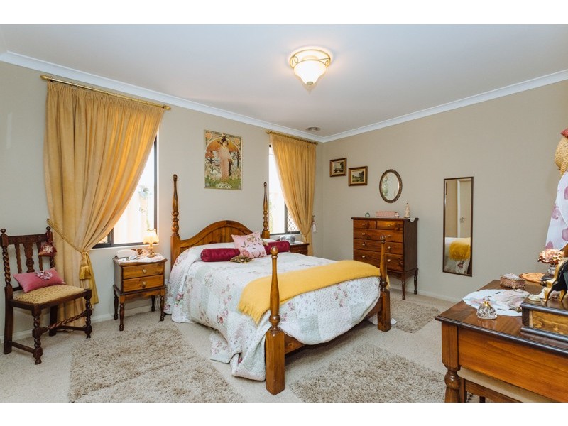 5 Williams Road, Yokine WA 6060