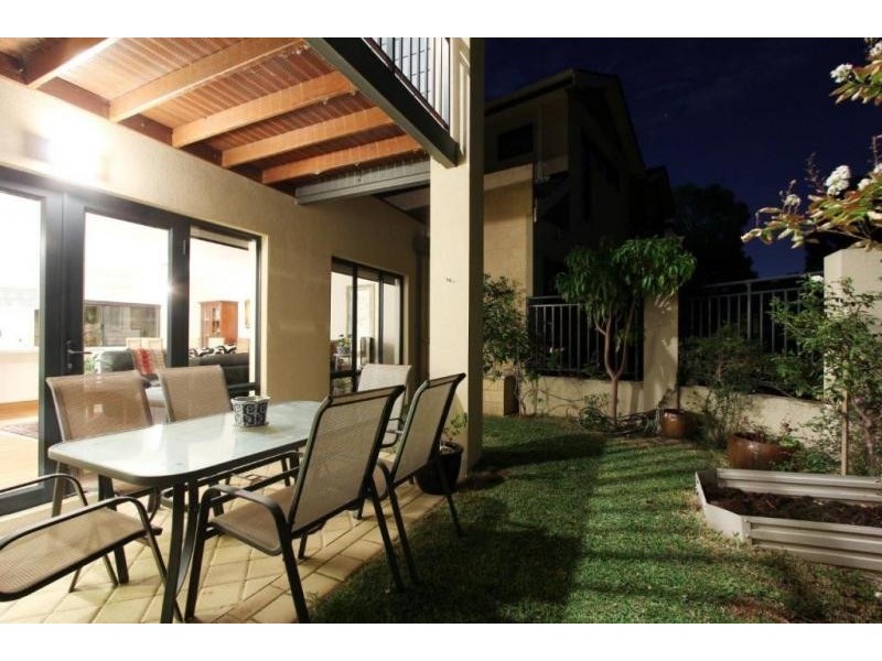 21 McKimmie Street, Embleton WA 6062