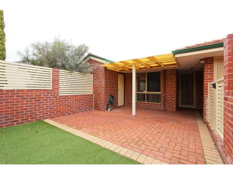 1/40 Michael St, Yokine WA 6060