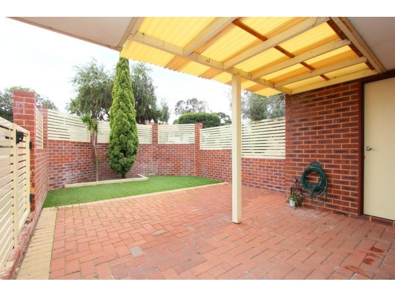 1/40 Michael St, Yokine WA 6060