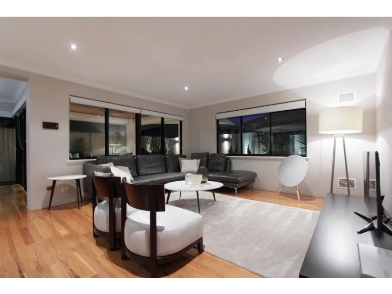 20 Halifax Road, Maylands WA 6051