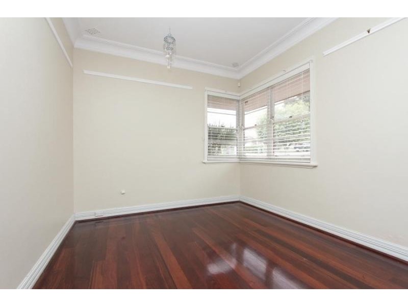 27 Toowong, Bayswater WA 6053