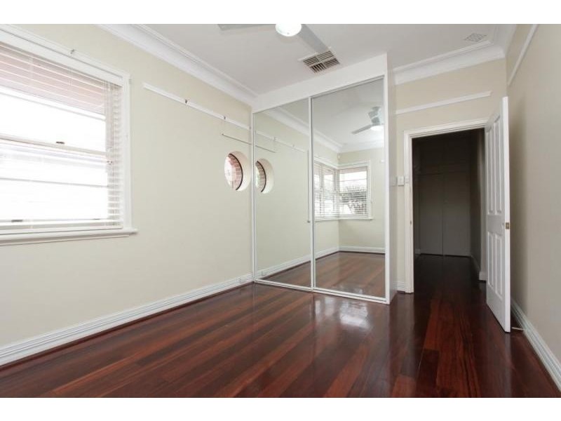 27 Toowong, Bayswater WA 6053