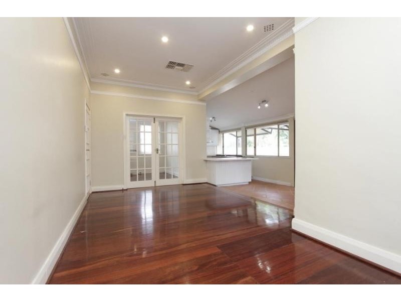 27 Toowong, Bayswater WA 6053