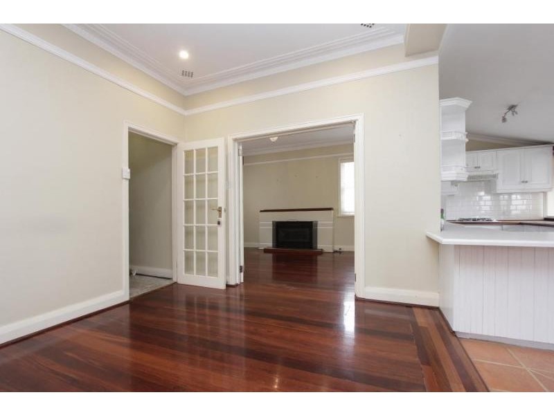 27 Toowong, Bayswater WA 6053