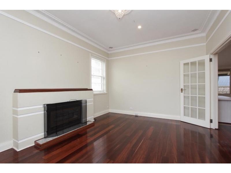 27 Toowong, Bayswater WA 6053