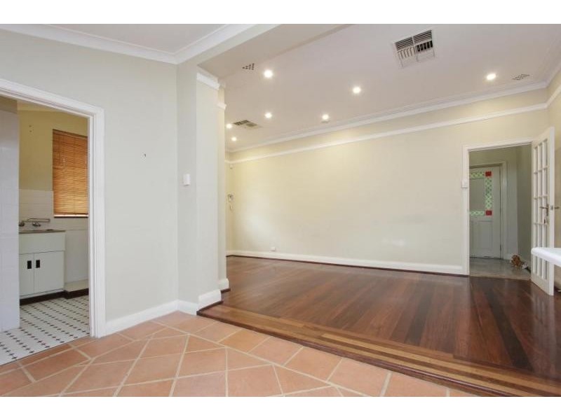 27 Toowong, Bayswater WA 6053