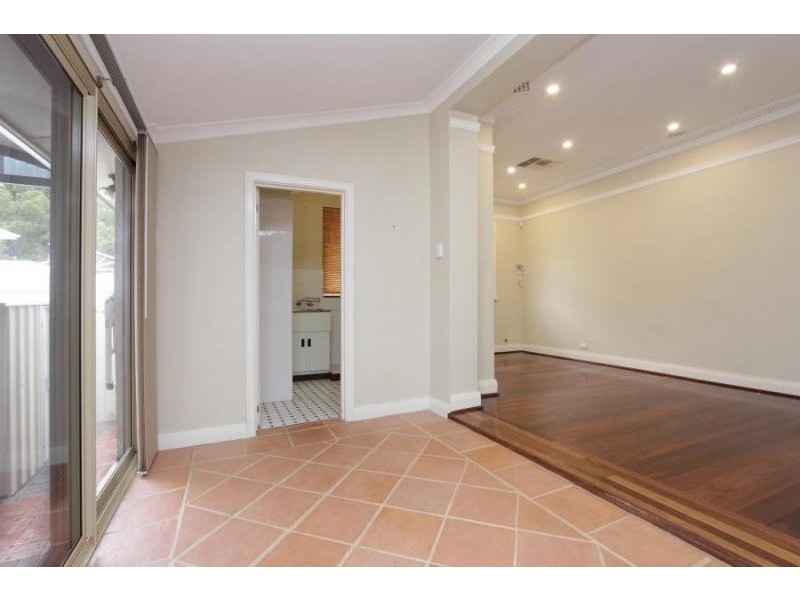 27 Toowong, Bayswater WA 6053