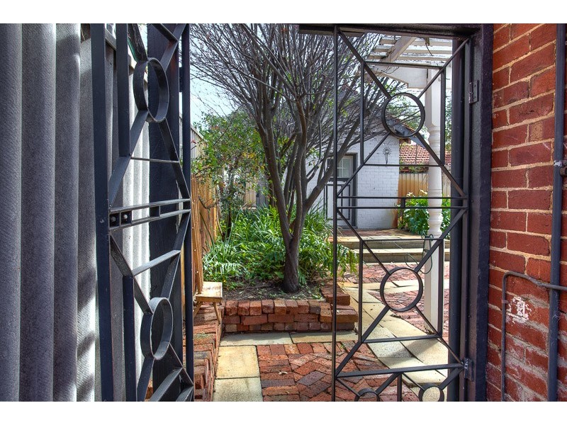 4 Thirlmere Road, Mount Lawley WA 6050