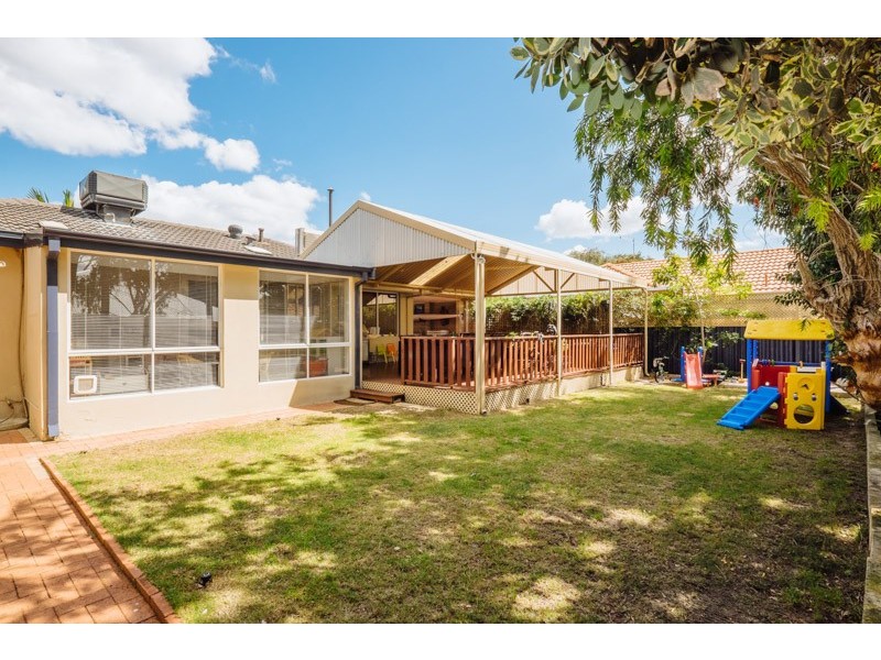 15 Cobden Street, Bayswater WA 6053